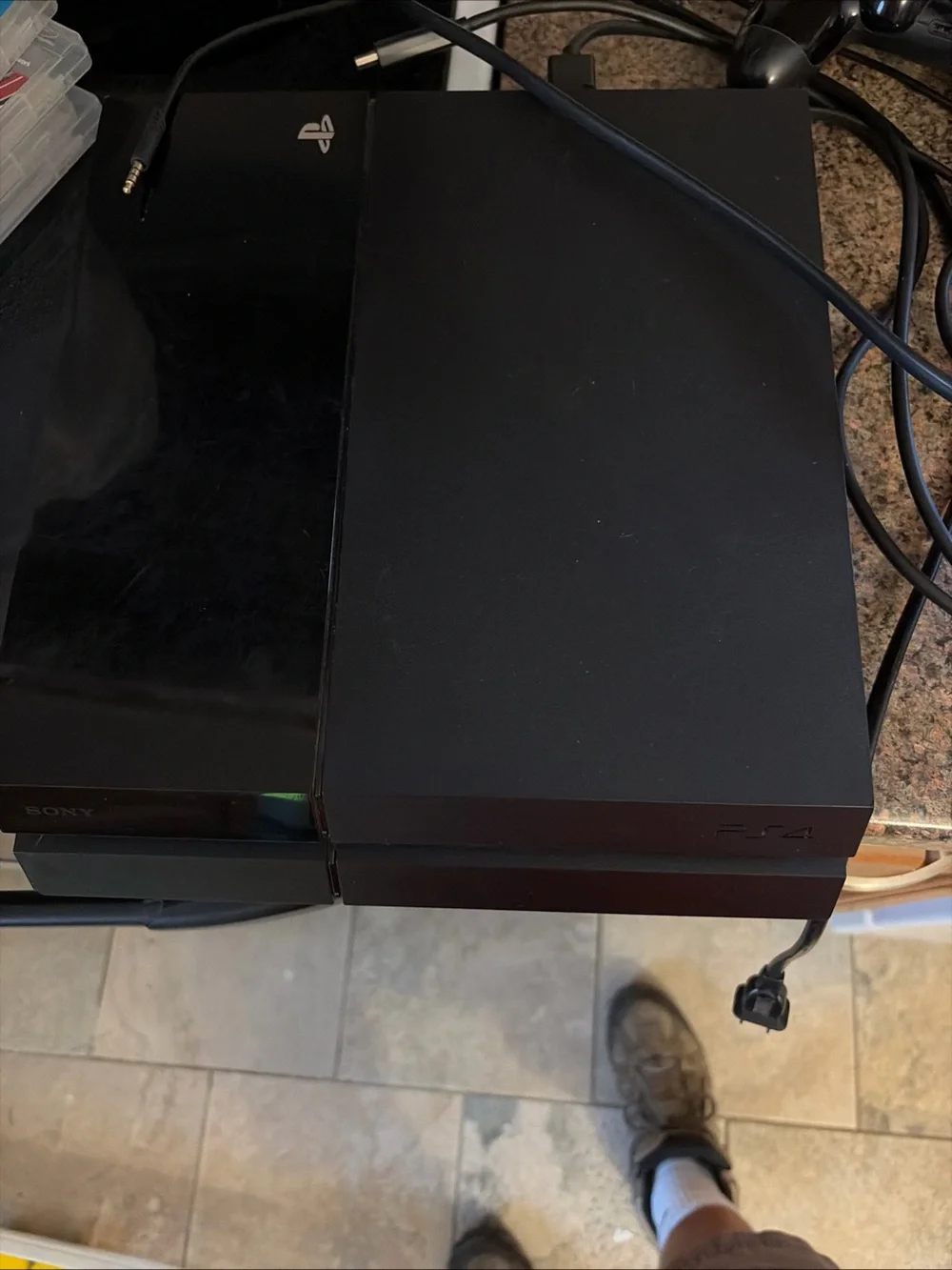 Sony PS4 500 GB (FAT) Bundle in Black W/Astro A10 Headset, Controllers & Games